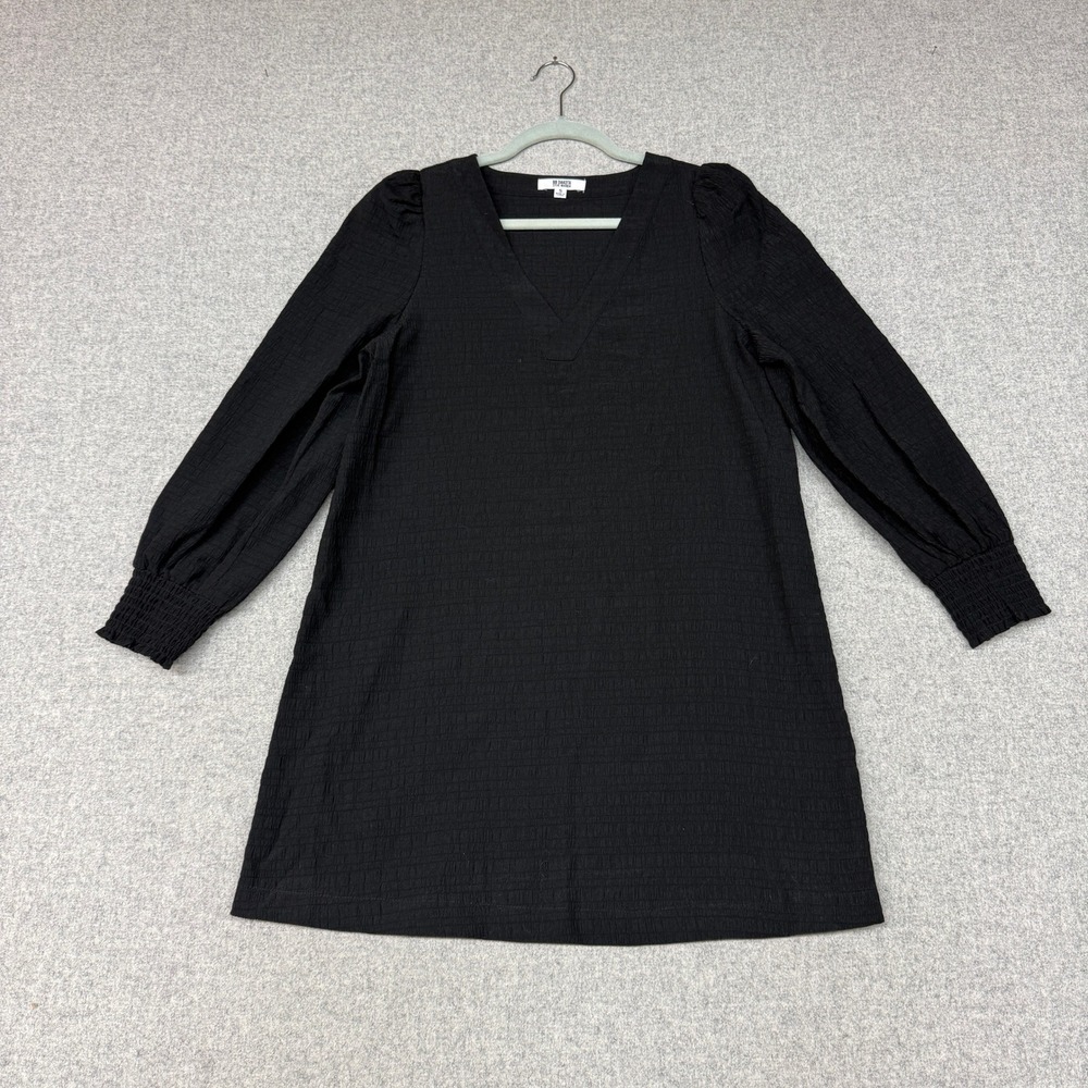 BB Dakota Steve Madden | Textured V-Neck Mini Dress | S | Black | Smocked Cuffs